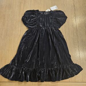 H&M Black Velvet Texture Short Sleeve Dress Size 8 NWT